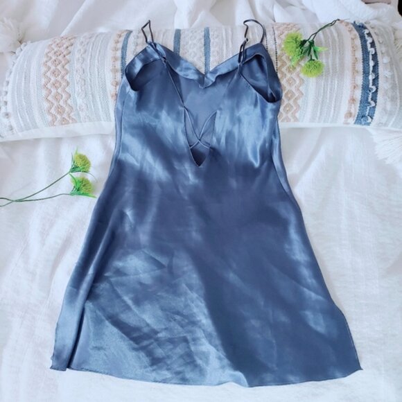 LA SENZA Steel Blue Satin Slip Dress with V String Low Back Detailing - Picture 2 of 16